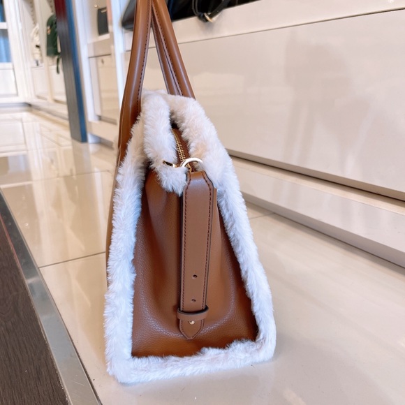 ！LAST ONE Michael Kors Avril Large Satchel - Picture 3 of 7